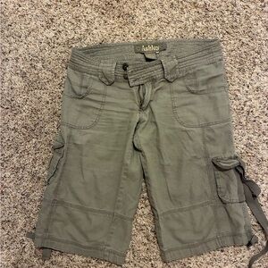 Ashley By 26 International Women's khaki Cargo Shorts knee length